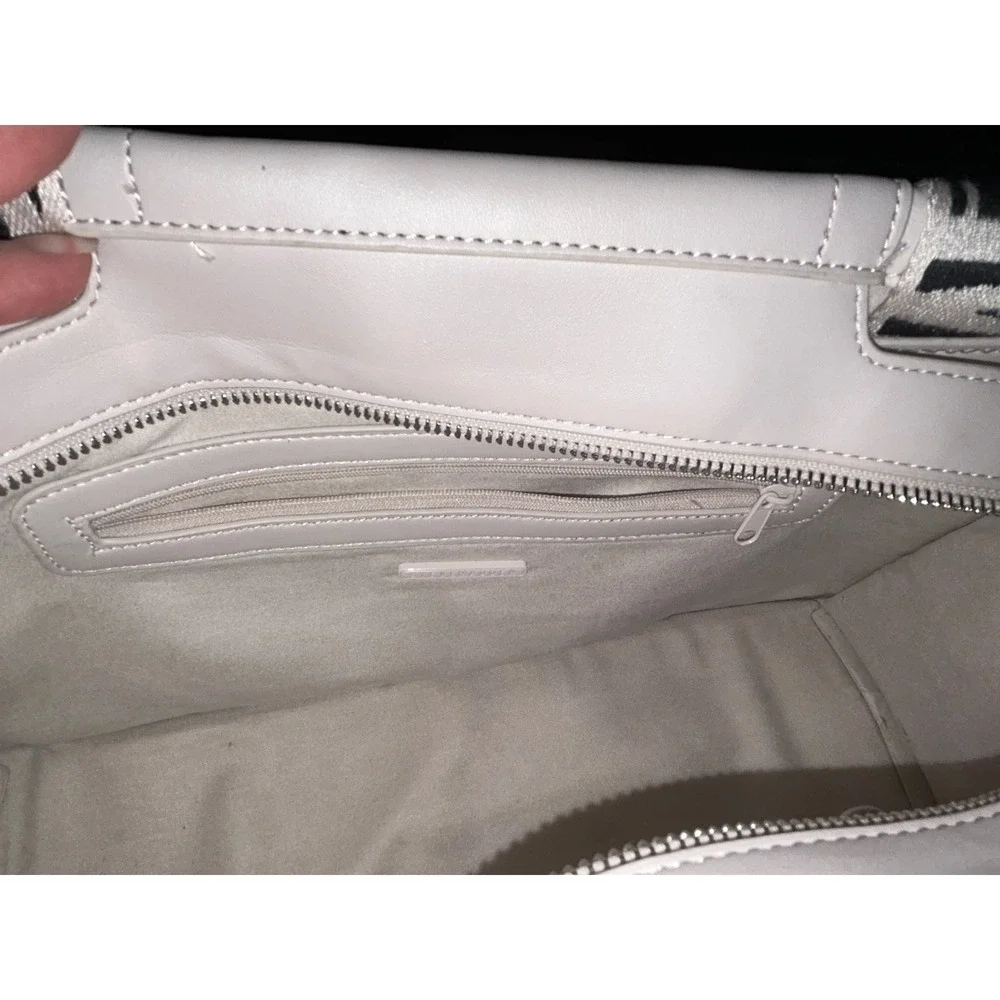 Steve Madden White Quilted Satchel Bag Top Handle‎ Shoulder Strap Purse